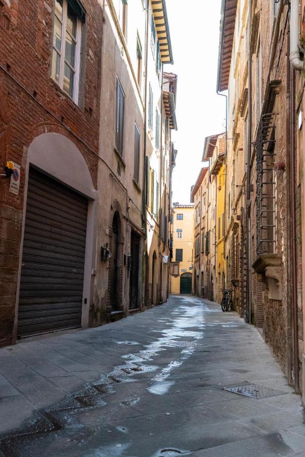 Antica Pelleria Apartment Lucca Exterior photo